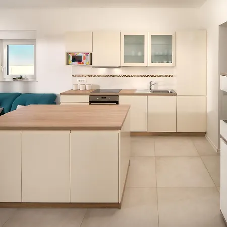 Hillside Panorama View Apartment *