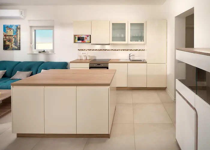 Hillside Panorama View Apartman *